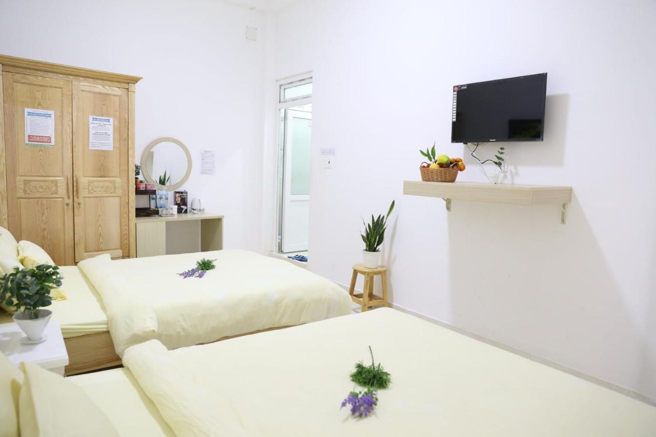 Strawberry Hotel Dalat Экстерьер фото