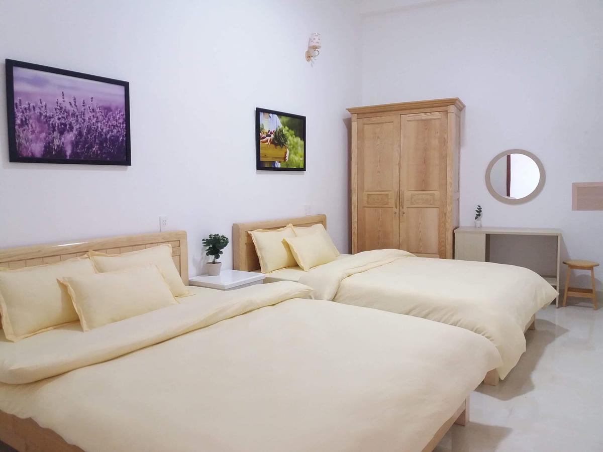 Strawberry Hotel Dalat Экстерьер фото