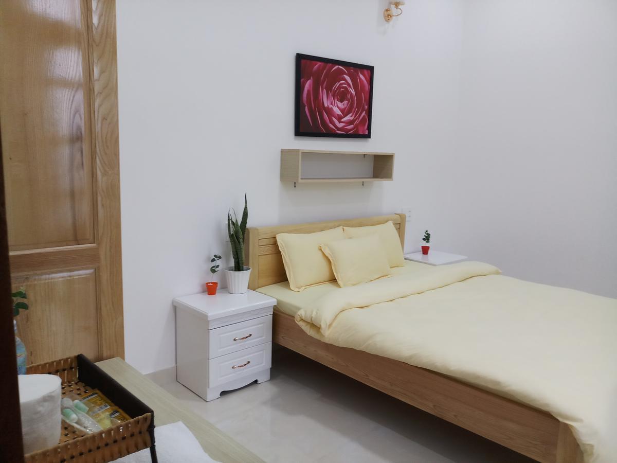 Strawberry Hotel Dalat Экстерьер фото