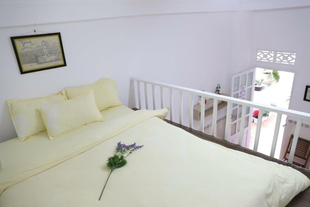 Strawberry Hotel Dalat Экстерьер фото